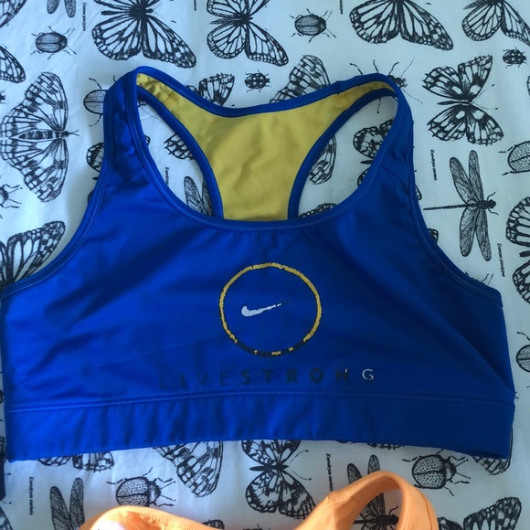 Bundle of Nike sports bras - Picture 4 of 5